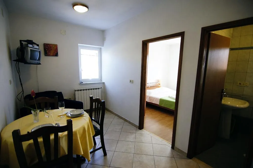 Apartmani Ida Hrzic Cres 0*,